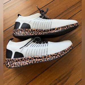 Stylish Leopard Print Women's Athletic Shoes
